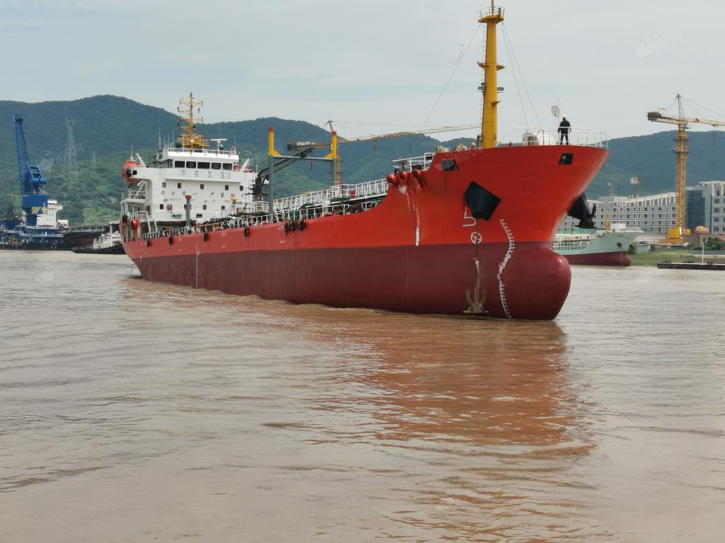 2013-4600噸-油船
